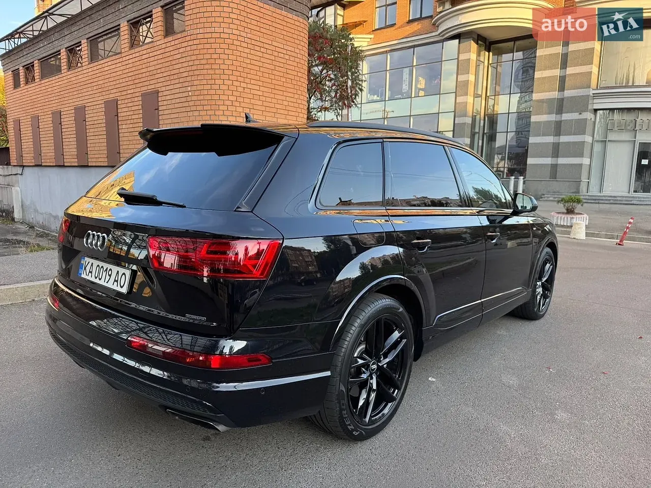 Audi Q7 2016 photo 2