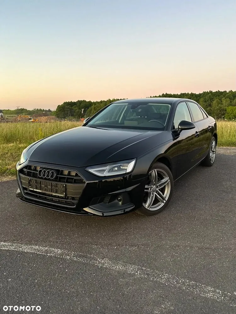 Audi A4 Limousine