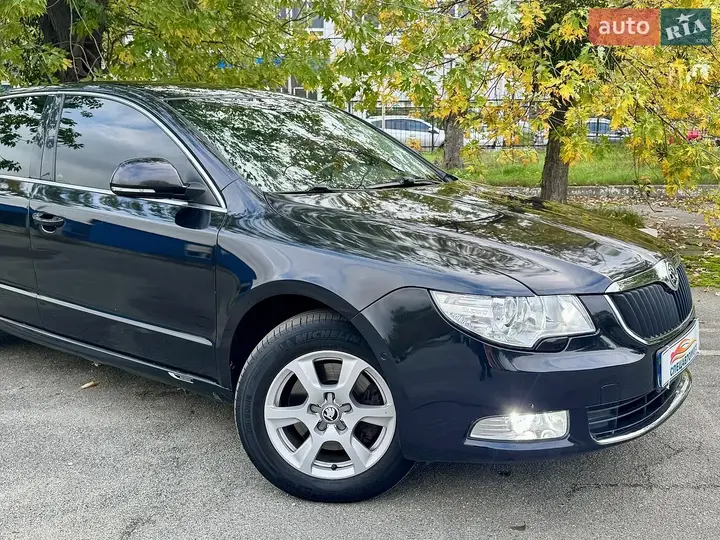 Skoda Superb 2008 photo 2