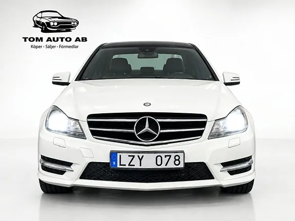 Mercedes-Benz C220 2012 photo 2