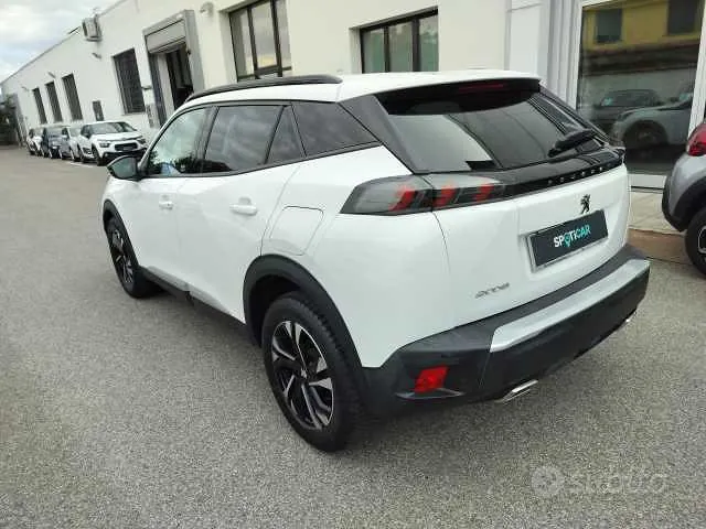 Peugeot 2008 2022 photo 4