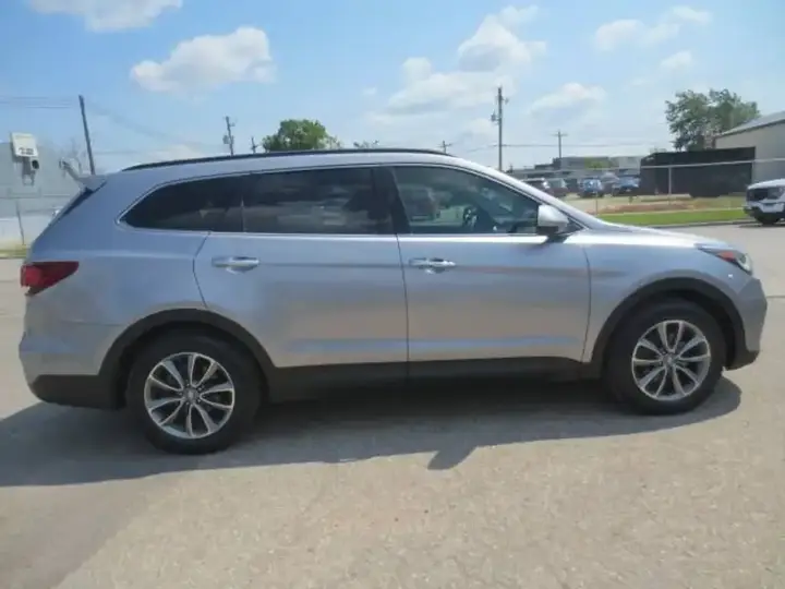 Hyundai Santa Fe 2017 photo 5