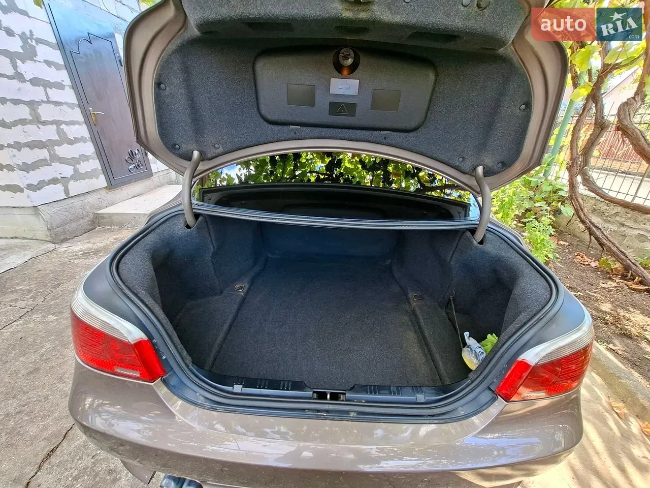 BMW 5 Series 2003 photo 5