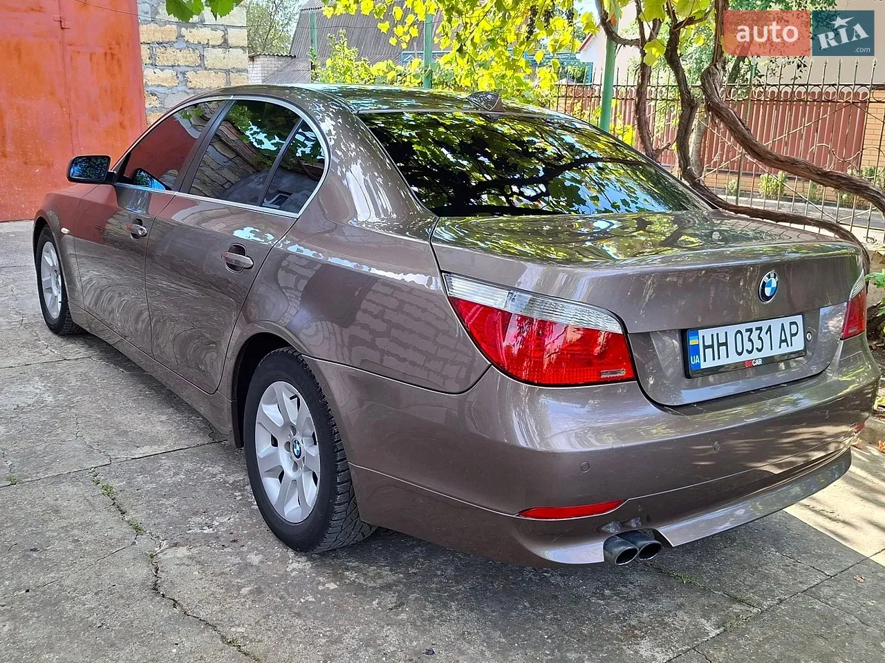 BMW 5 Series 2003 photo 4
