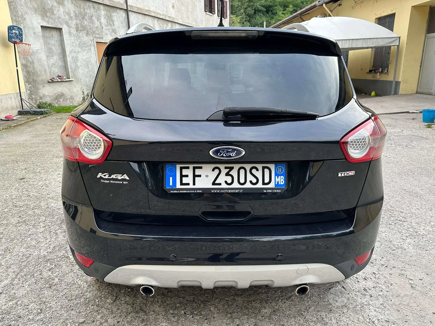 Ford Kuga 2011 photo 4