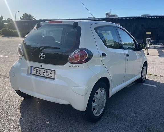 Toyota Aygo 2014 photo 3