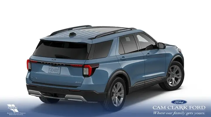 Ford Explorer 2026 photo 3
