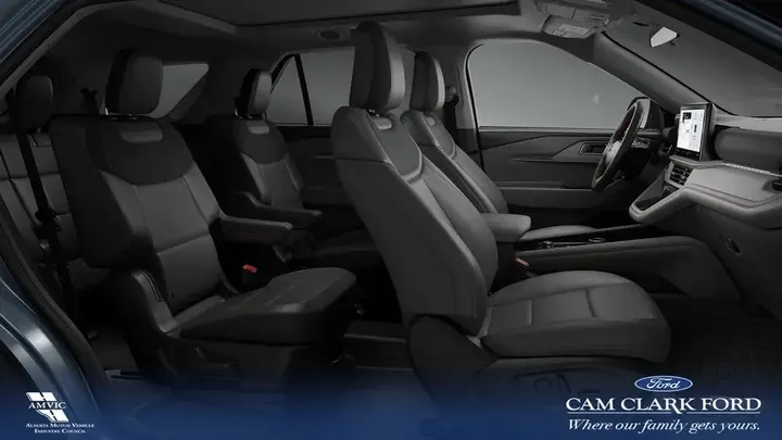 Ford Explorer 2026 photo 5