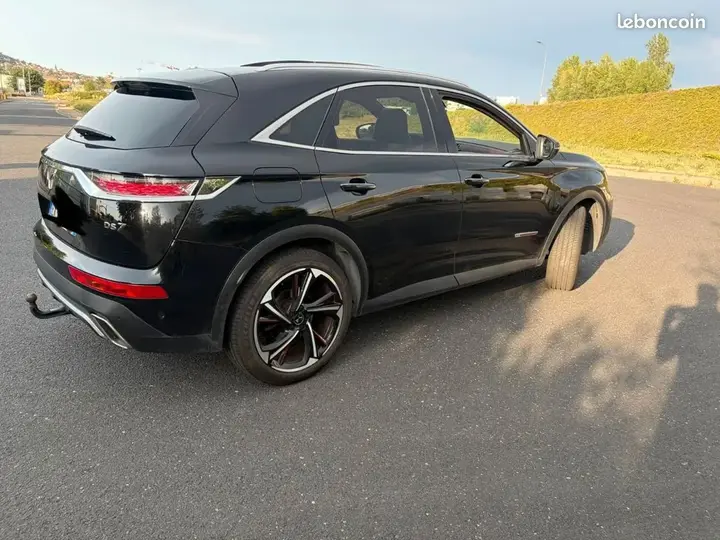 DS Automobiles Ds7 2018 photo 2