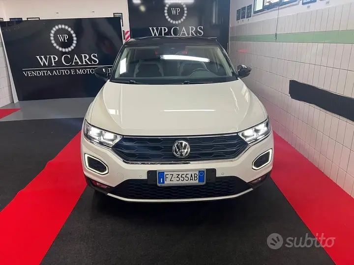 Volkswagen T-Roc 2020 photo 2