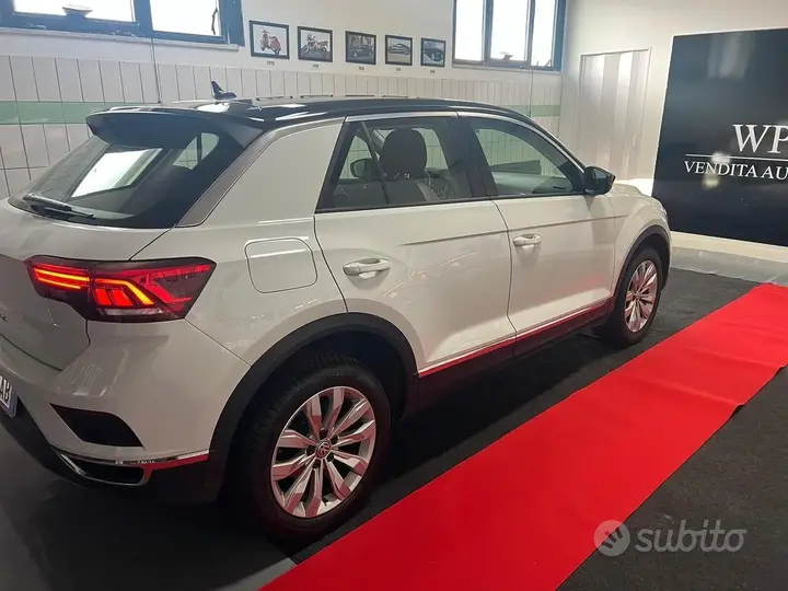 Volkswagen T-Roc 2020 photo 3