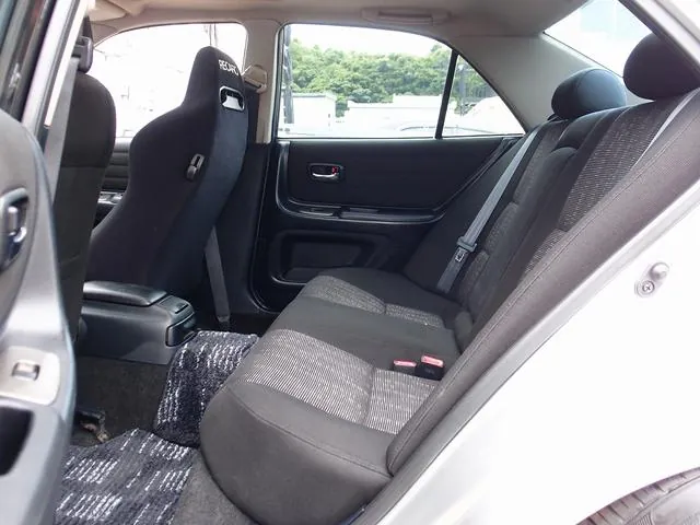 Toyota Altezza 1999 photo 5