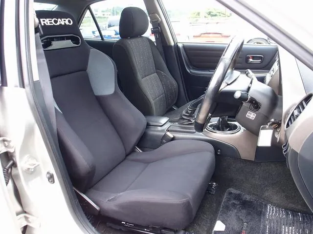 Toyota Altezza 1999 photo 4