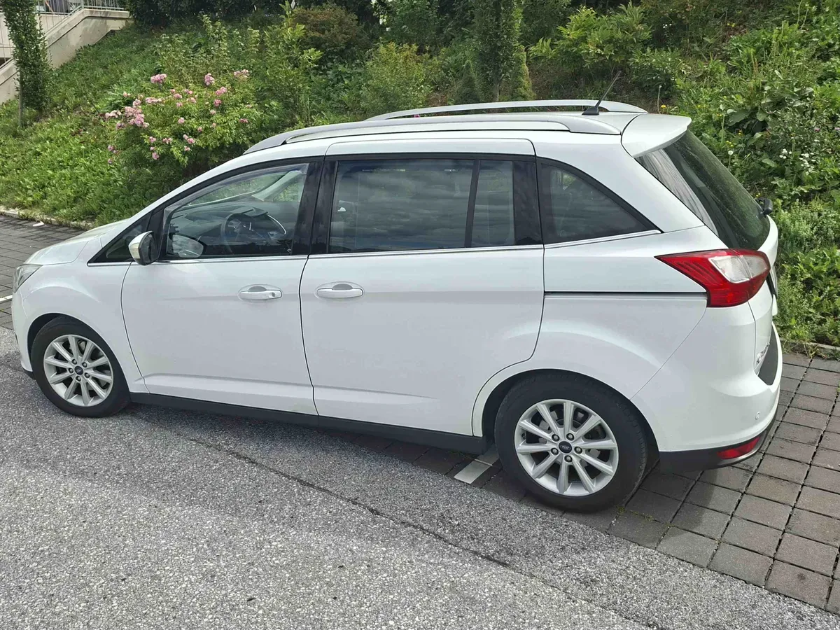 Ford C-Max 2017 photo 2