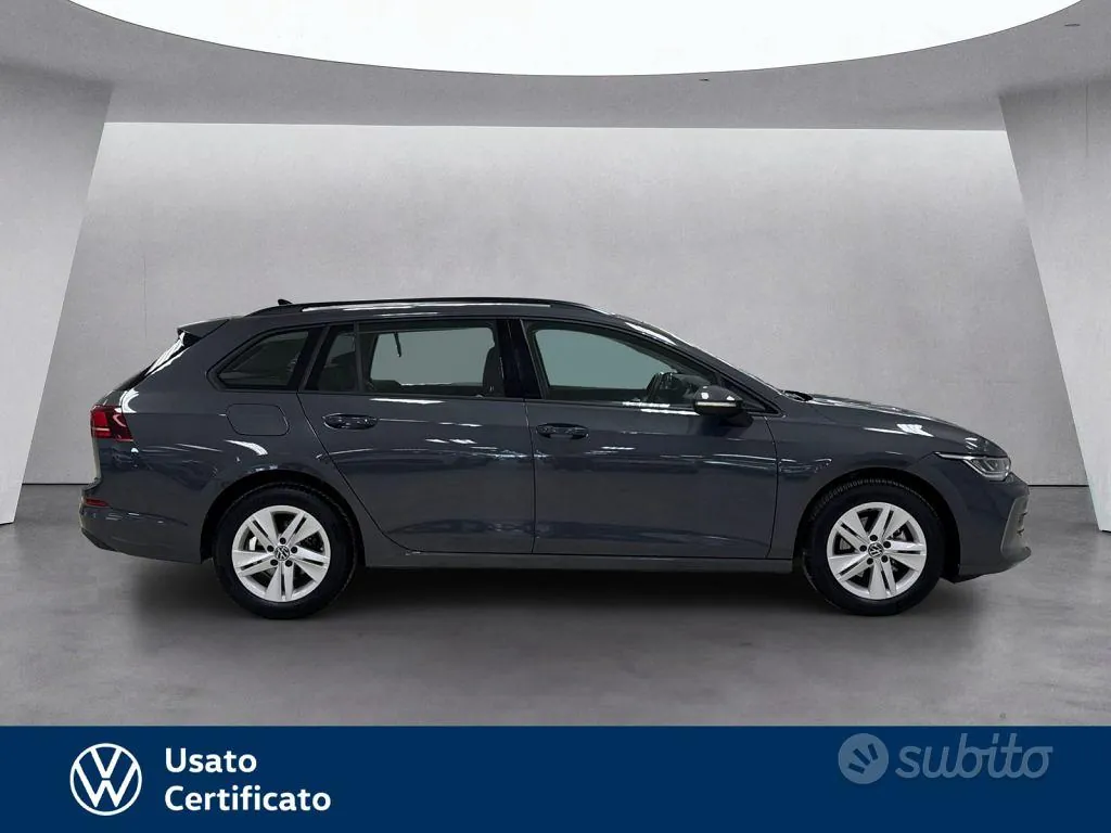 Volkswagen Golf Variant 2025 photo 3