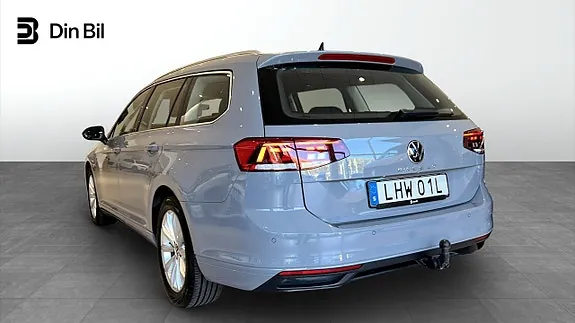 Volkswagen Passat 2024 photo 3