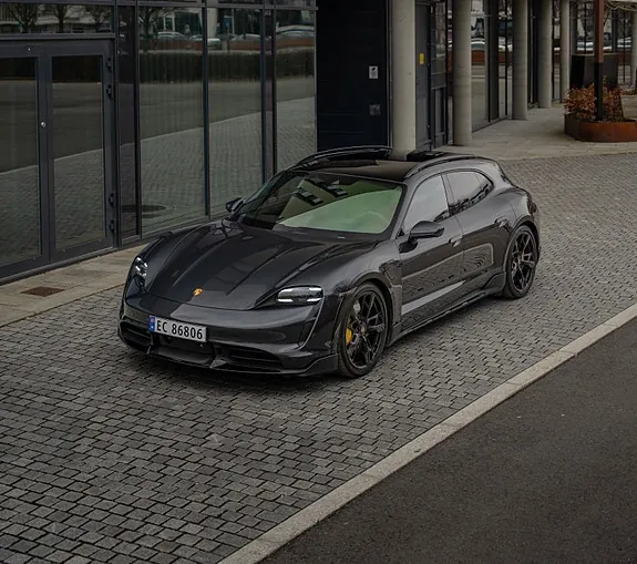 Porsche Taycan 2021 photo 2