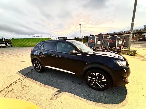 Peugeot E-2008 2020 photo 4