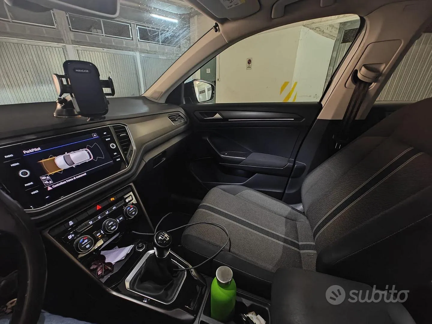 Volkswagen T-Roc 2018 photo 3