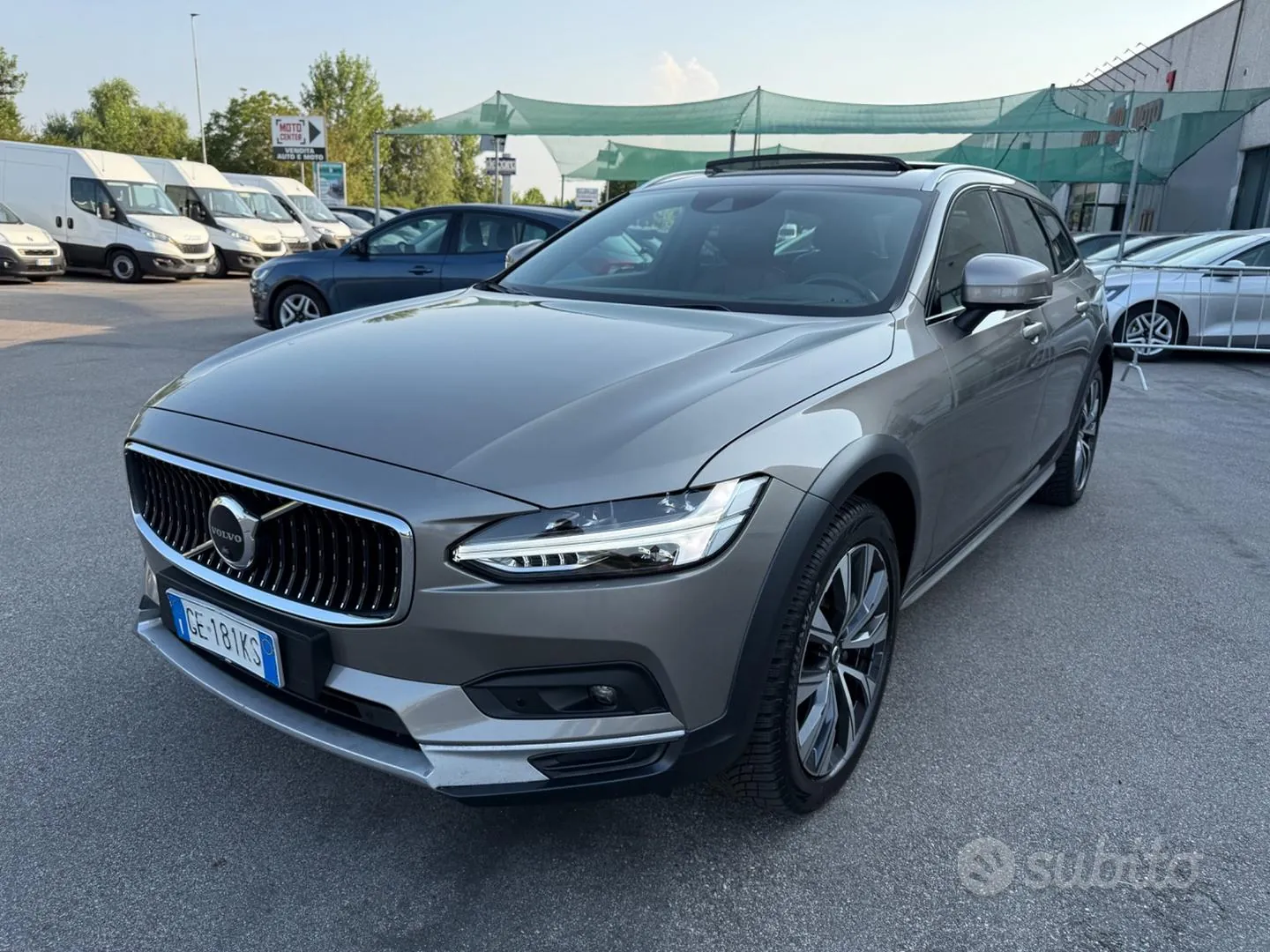 Volvo V90