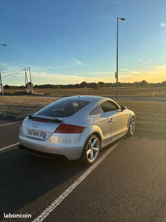 Audi Tt 2007 photo 2