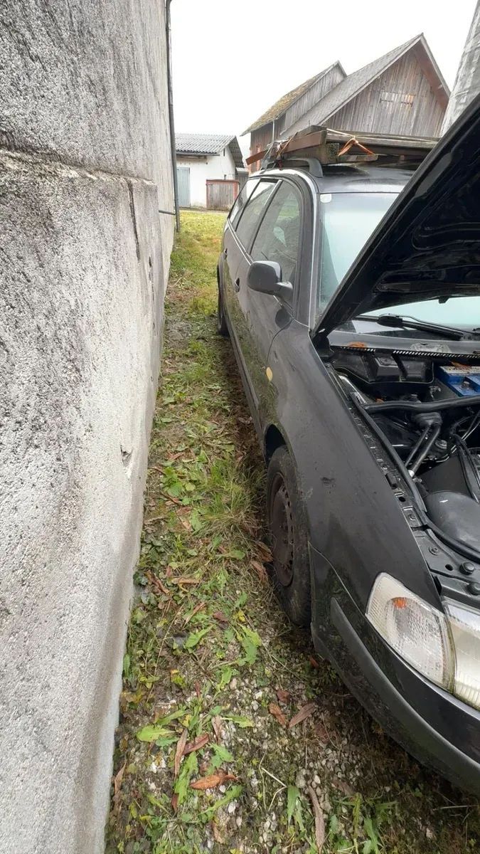 Volkswagen Passat 2009 photo 3