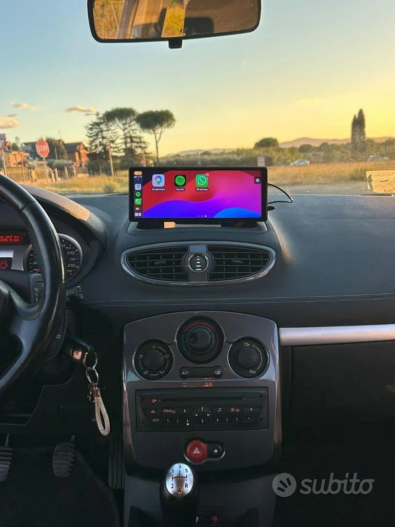 Renault Clio 2011 photo 4