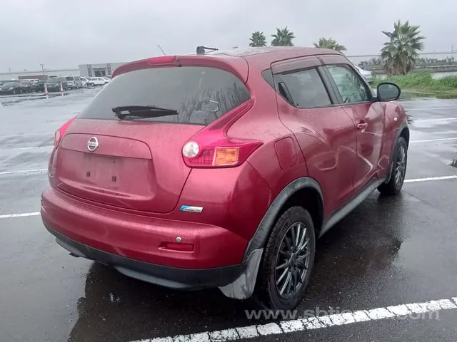 Nissan Juke 2011 photo 4