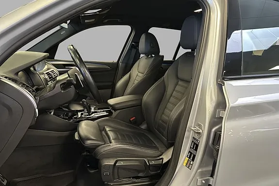 BMW X3 2021 photo 2