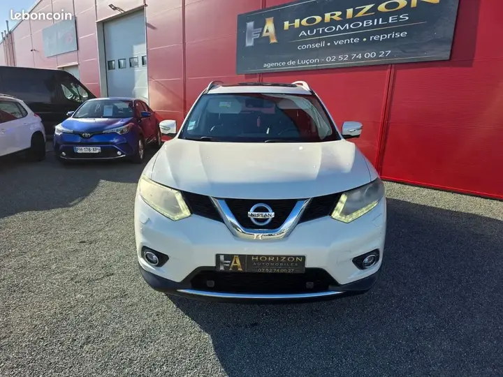 Nissan X-Trail 2016 photo 2