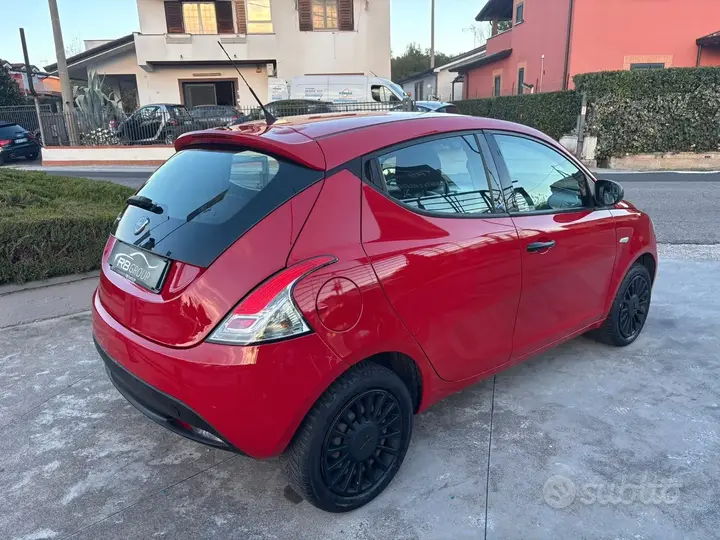 Lancia Ypsilon 2018 photo 4
