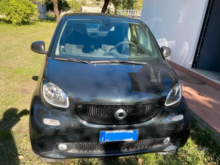 Smart Fortwo 2019 photo 4