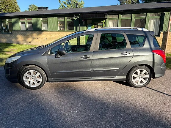 Peugeot 308 Sw 2010 photo 2