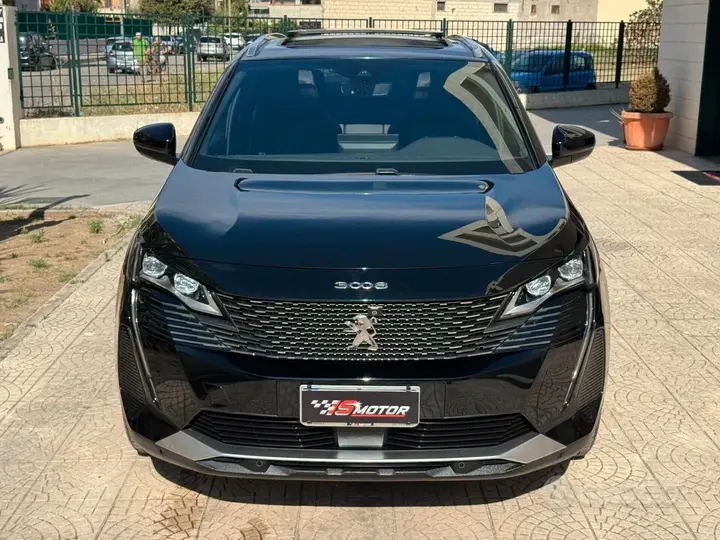 Peugeot 3008 2022 photo 2