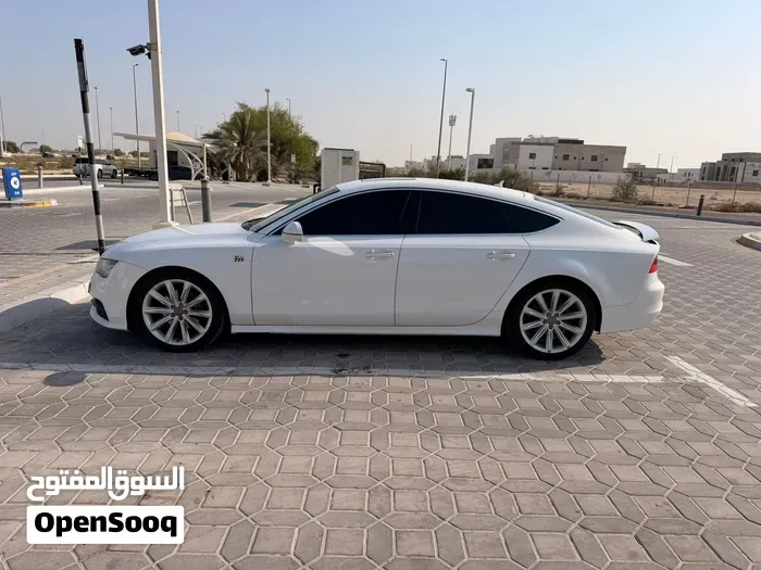 Audi A7 2013 photo 4
