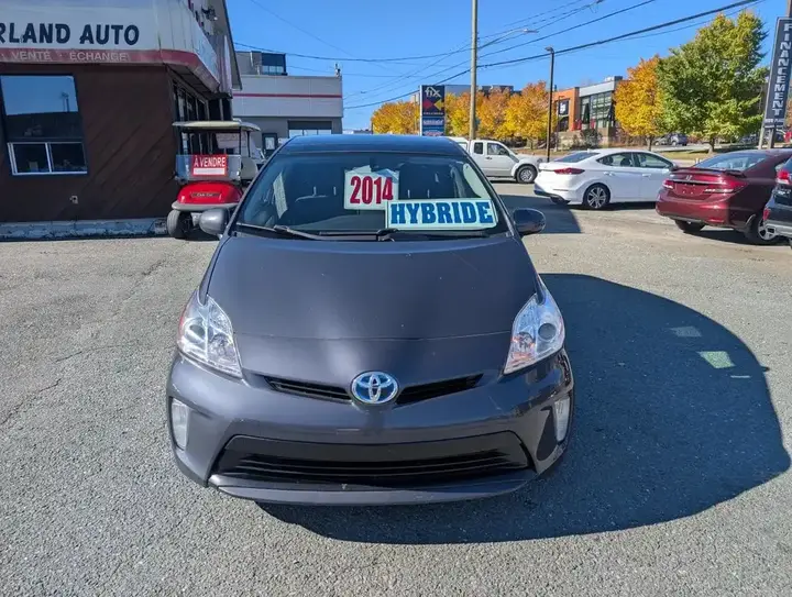 Toyota Prius 2014 photo 4