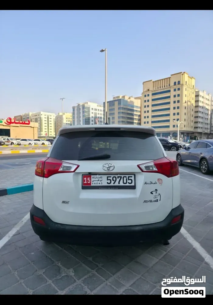 Toyota Rav 4 2015 photo 2