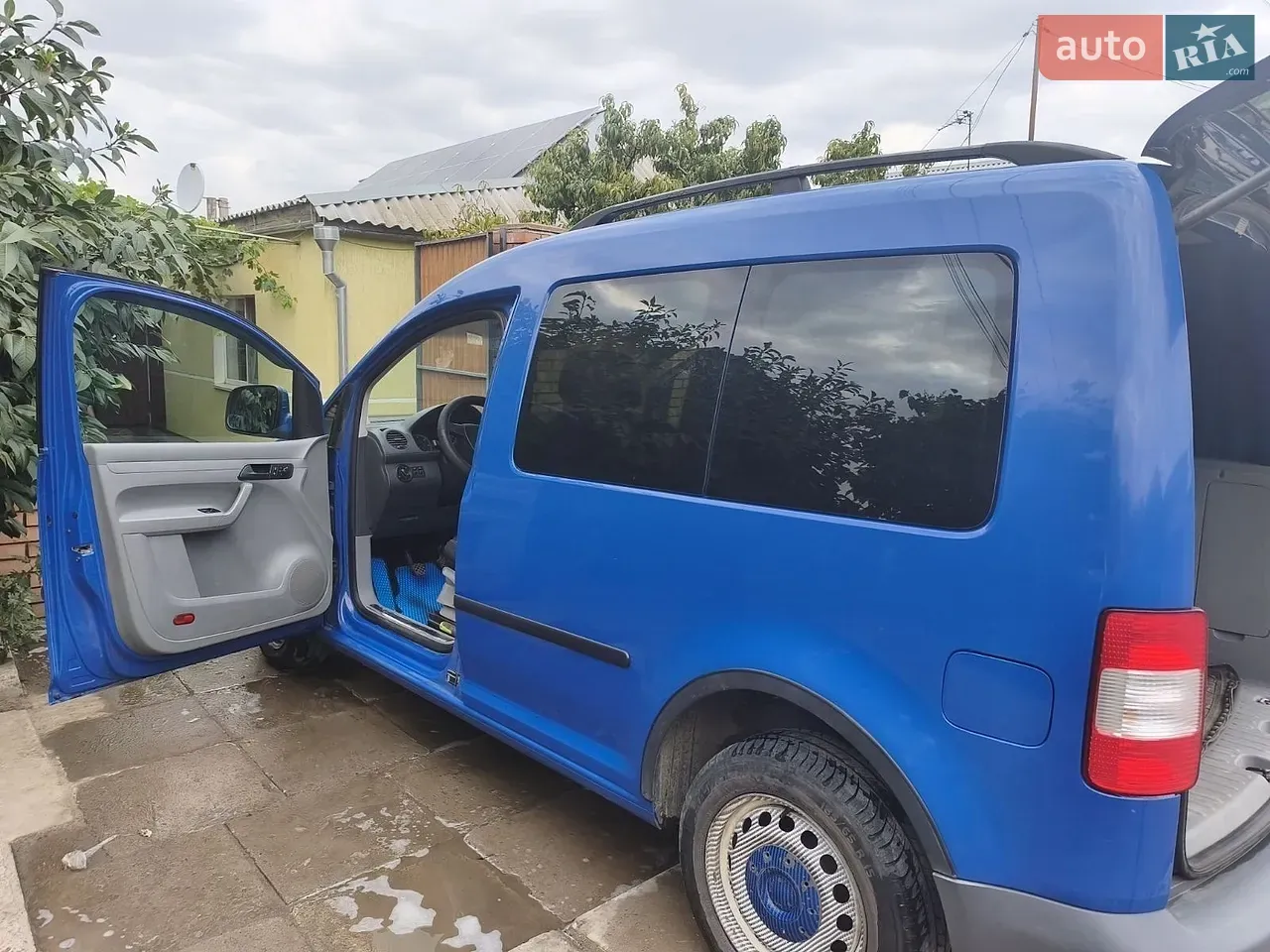 Volkswagen Caddy 2010 photo 3