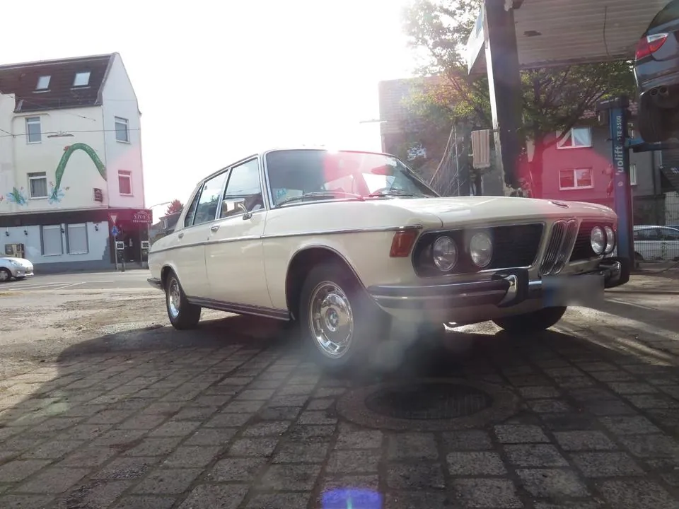 BMW 3.0