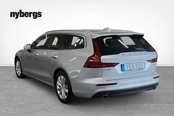 Volvo V60 2021 photo 3