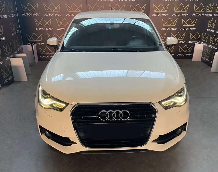 Audi A1 2012 photo 2