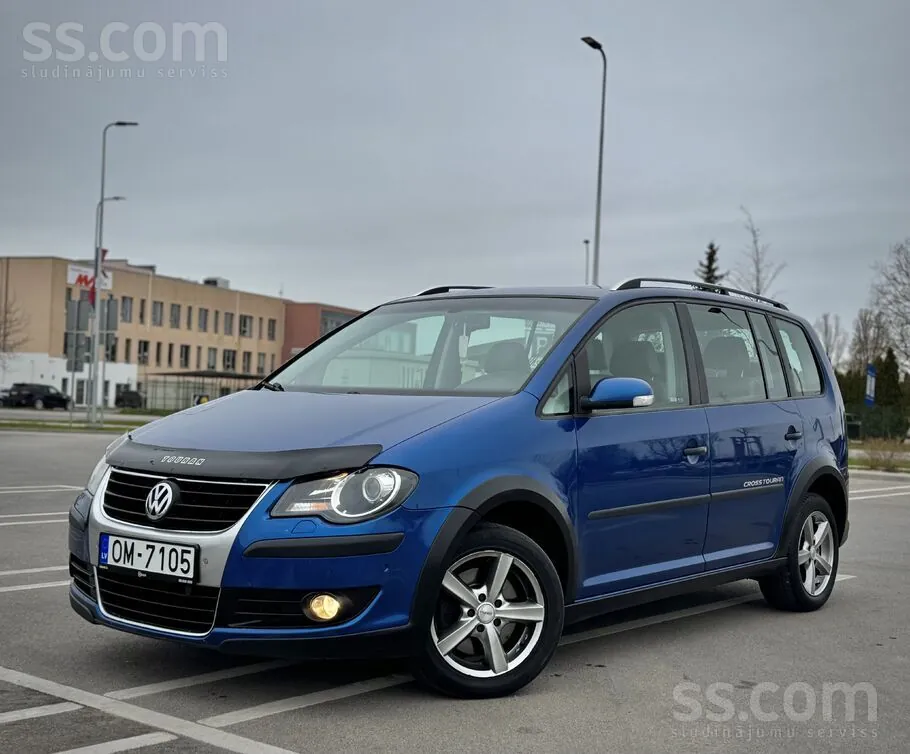Volkswagen Touran 2007 photo 2