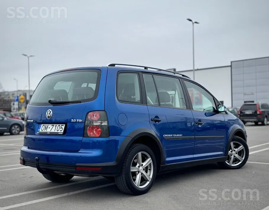 Volkswagen Touran 2007 photo 3