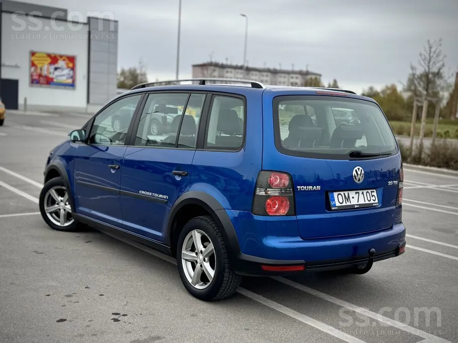 Volkswagen Touran 2007 photo 4