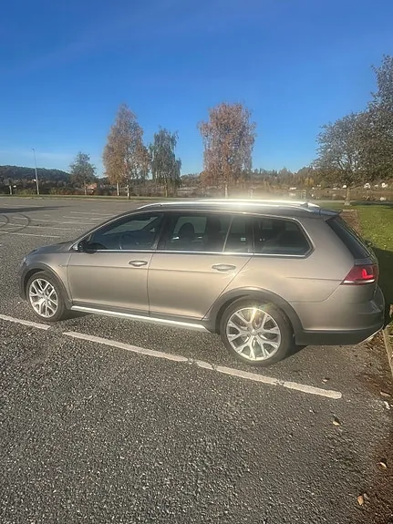 Volkswagen Golf Alltrack 2017 photo 2