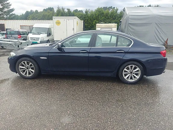 BMW 520I 2012 photo 2