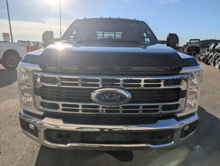 Ford F350 2024 photo 4