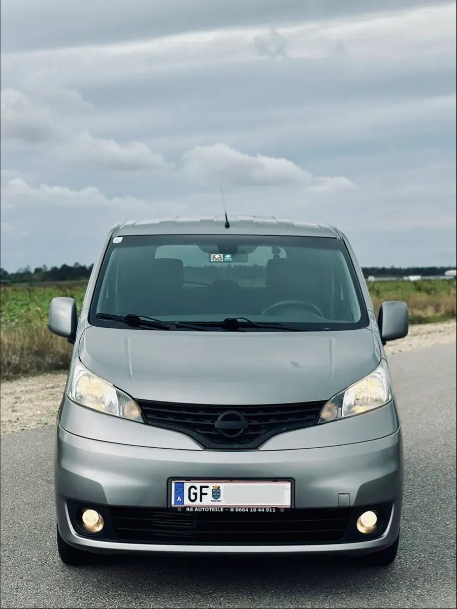 Nissan Nv200 2012 photo 3
