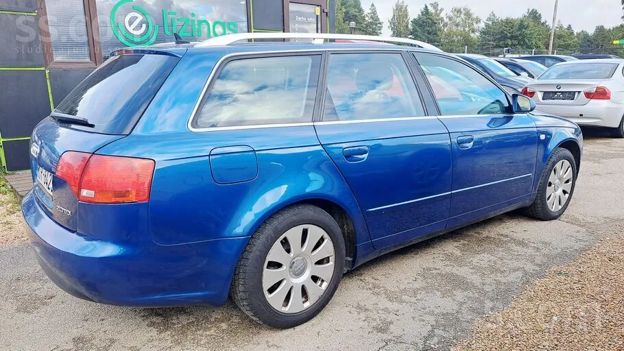 Audi A4 2005 photo 2