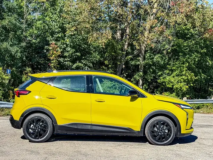 Chevrolet Bolt 2027 photo 5